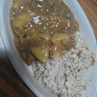 サバ缶カレーとオートミール